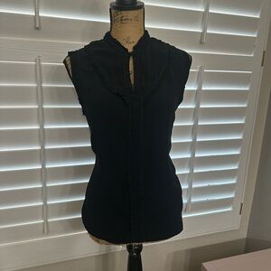 Chic Black Sleeveless Blouse